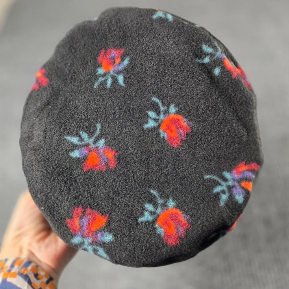 Brixton Fiddler Beret Black Floral Wool Blend Hat Roses NWT‎ Size Small